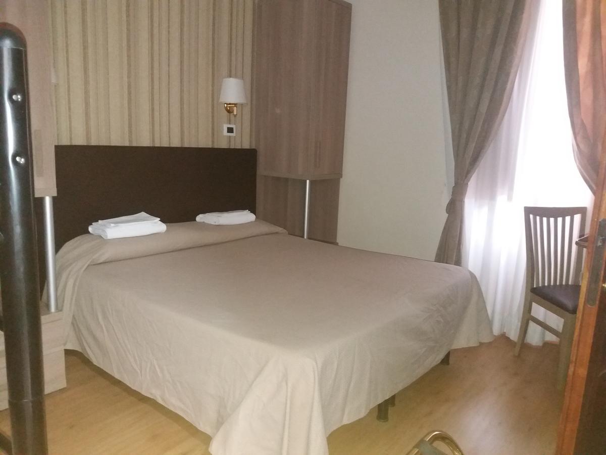 Hotel Il Castelletto Рим Екстер'єр фото