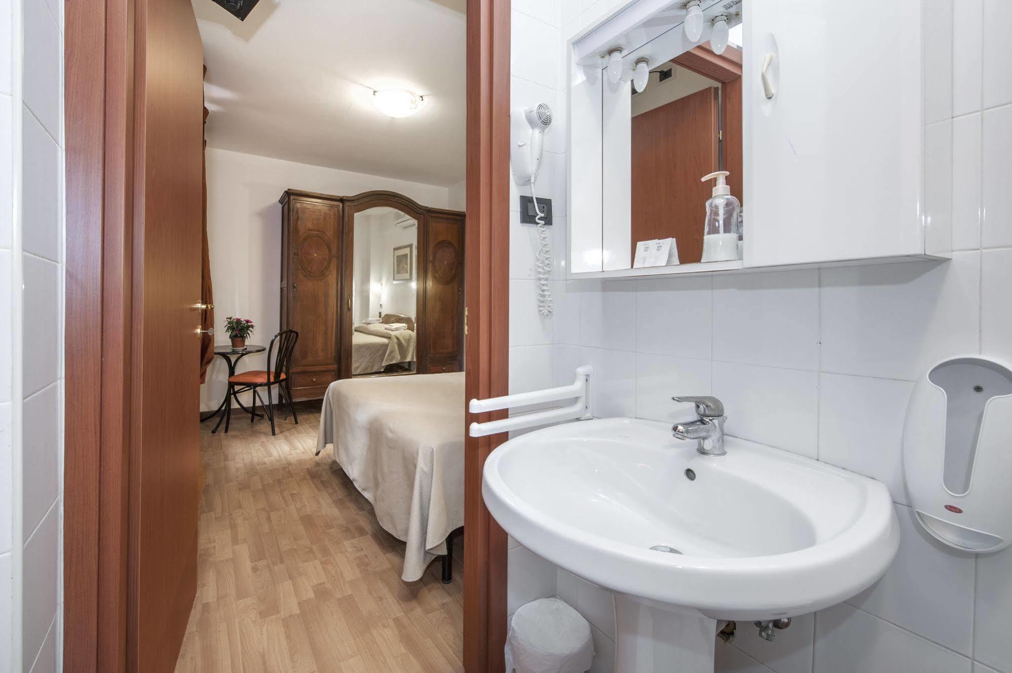 Hotel Il Castelletto Рим Екстер'єр фото